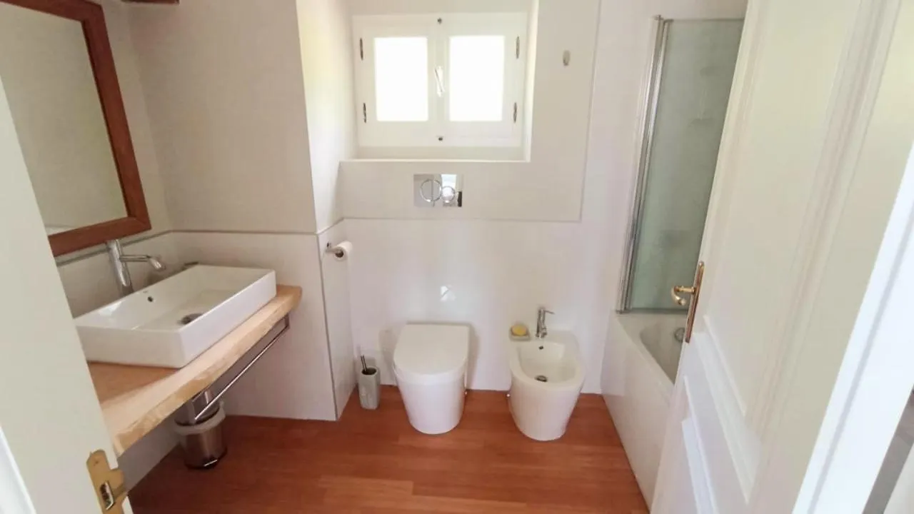 Bed and Breakfast Caterina E L'Indaco Sarzana Bed & Breakfast
