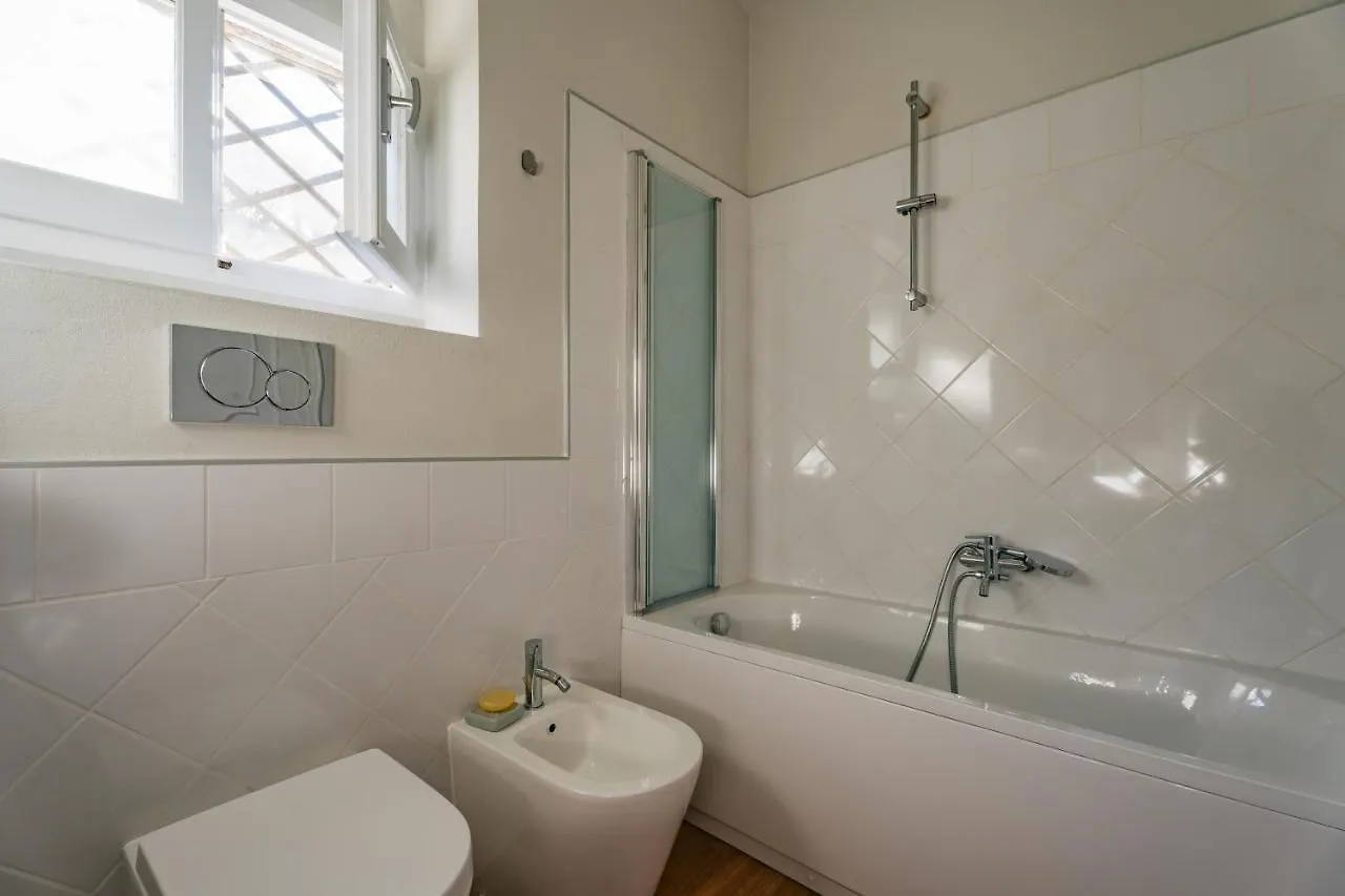 Bed and Breakfast Caterina E L'Indaco Sarzana 0*,