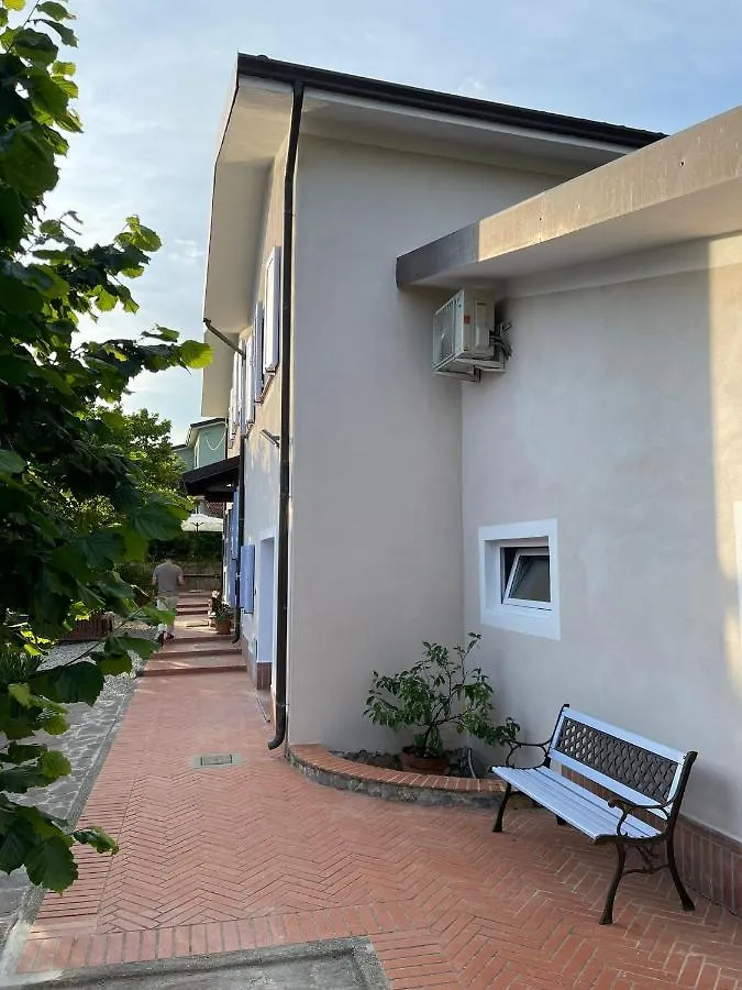 Bed and Breakfast Caterina E L'Indaco Sarzana 0*,